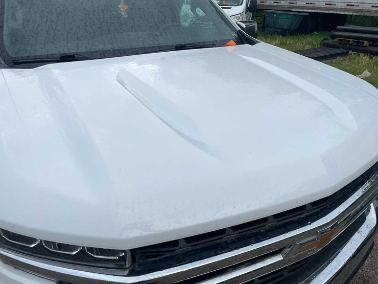 2020-chevrolet-1500-image-14