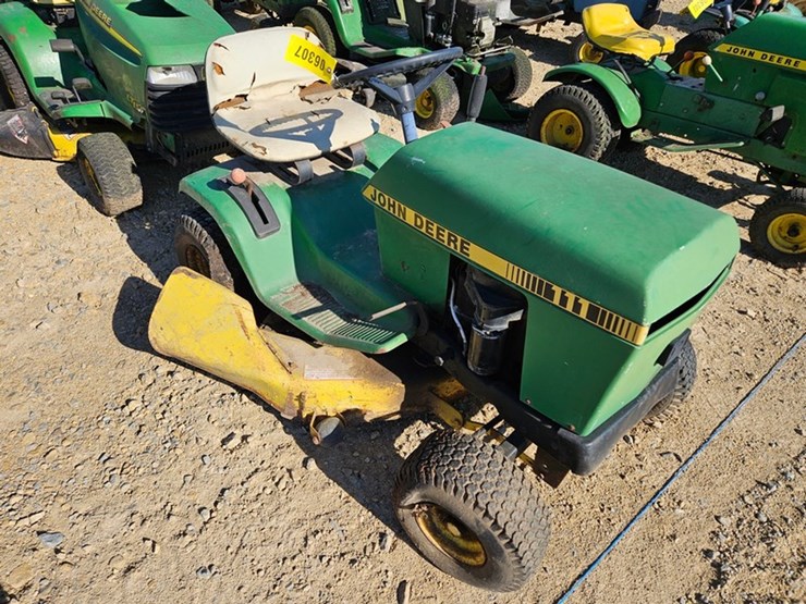 john-deere-111-image-7