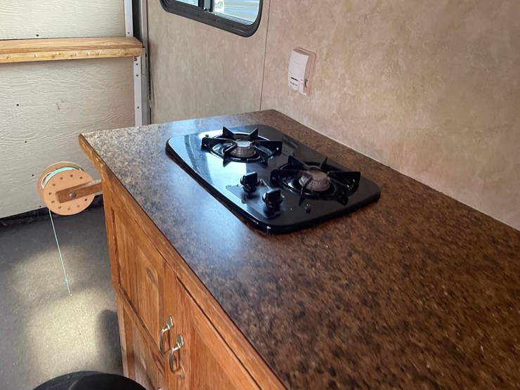 #5830-•-2007-dreamshak-ice-house/camper-trailer-(sells-bill-of-sale)-image-16