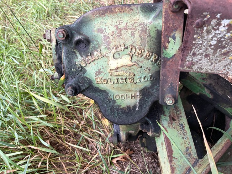 john-deere-7-image-7