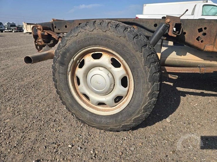 2010-ford-f150-xl-image-15