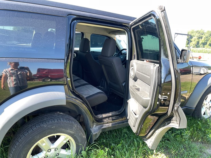 2007-dodge-nitro-image-54