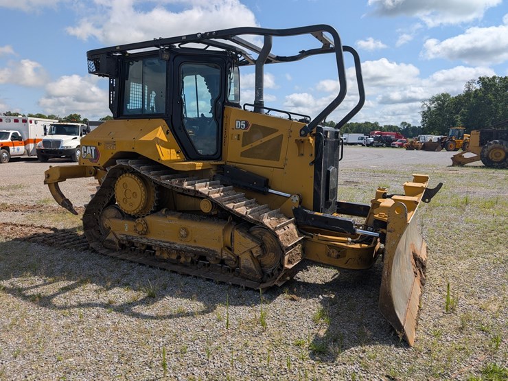 caterpillar-d5-image-2