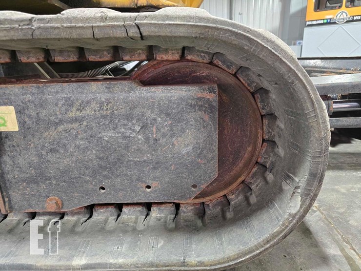2019-caterpillar-305e2-cr-image-36