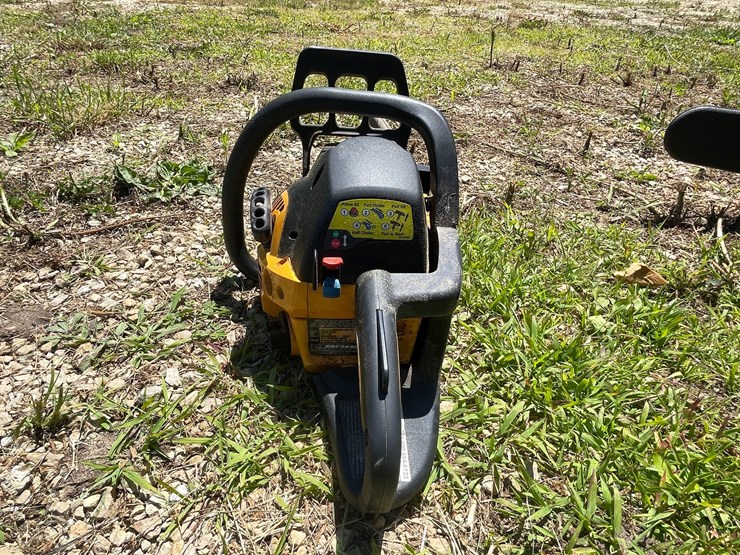 #3318-•-poulin-pro-classic-chain-saw-image-14