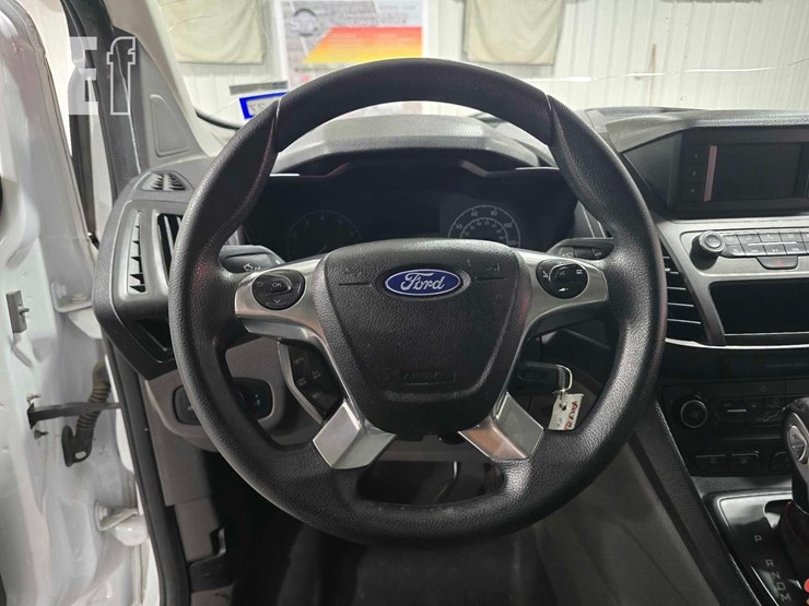 2019-ford-transit-connect-image-10