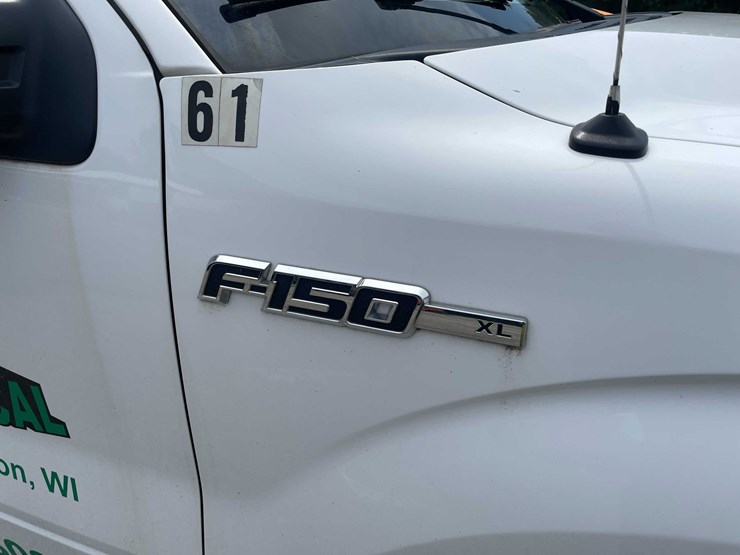 2014-ford-f150-xl-image-17
