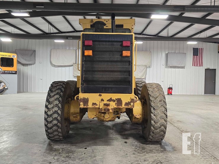 2003-caterpillar-12h-image-8
