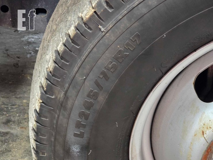 2019-ford-f350-image-21