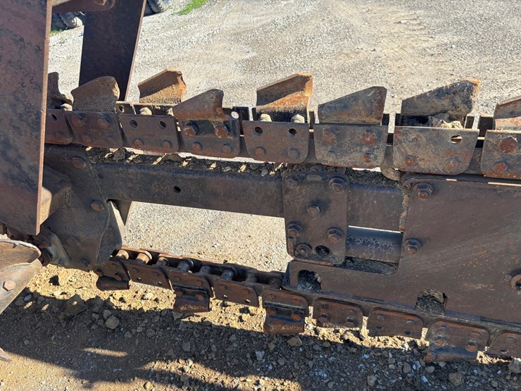 2001-ditch-witch-5110-image-43