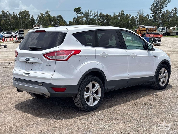 2014-ford-escape-image-3