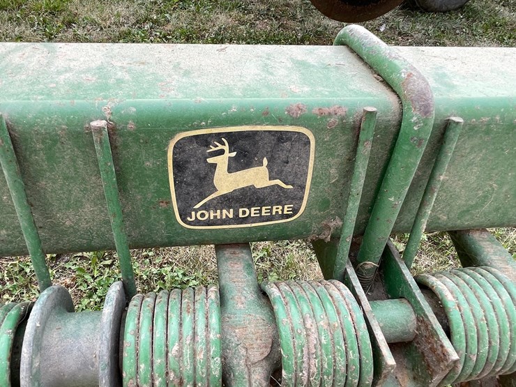 john-deere-400-image-8