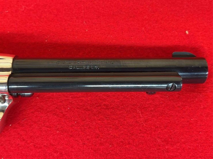 j.p.-sauer-&-sohn-silver-marshal-.22-lr-sa-revolver-image-9
