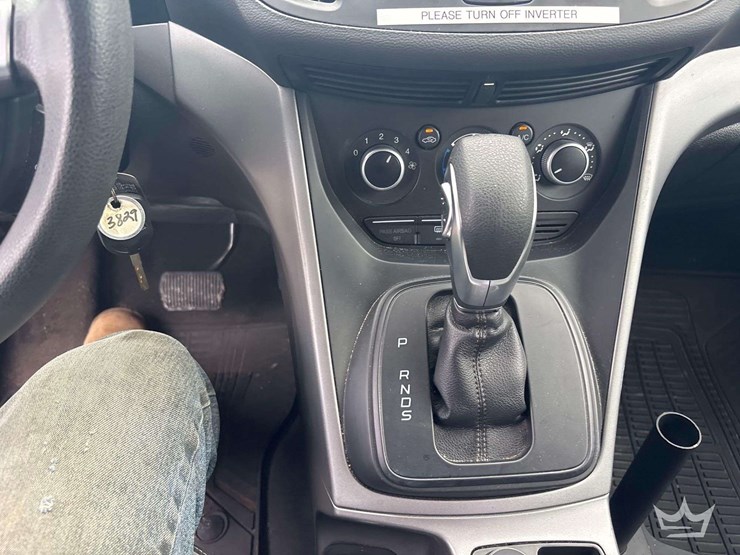 2014-ford-escape-image-12