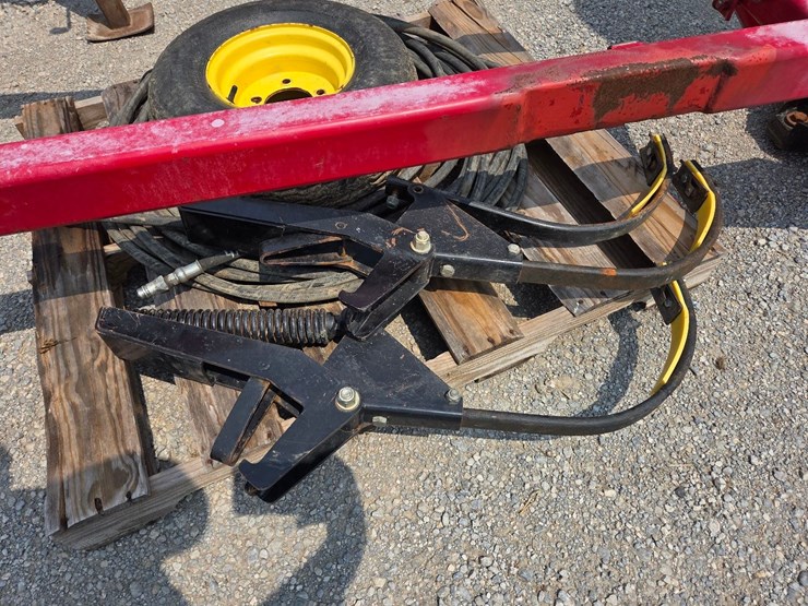 44'-sunflower-5055-44-field-cultivator-image-10