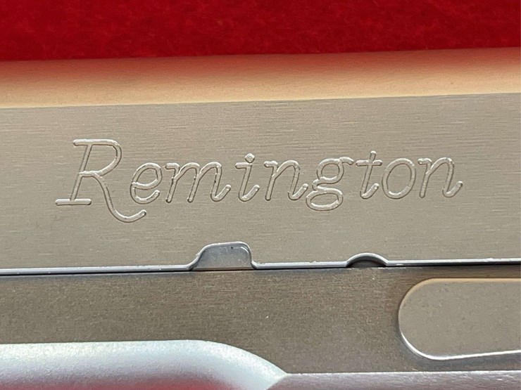 remington-model-1911-r1s-.45-acp-semiauto-pistol-image-15