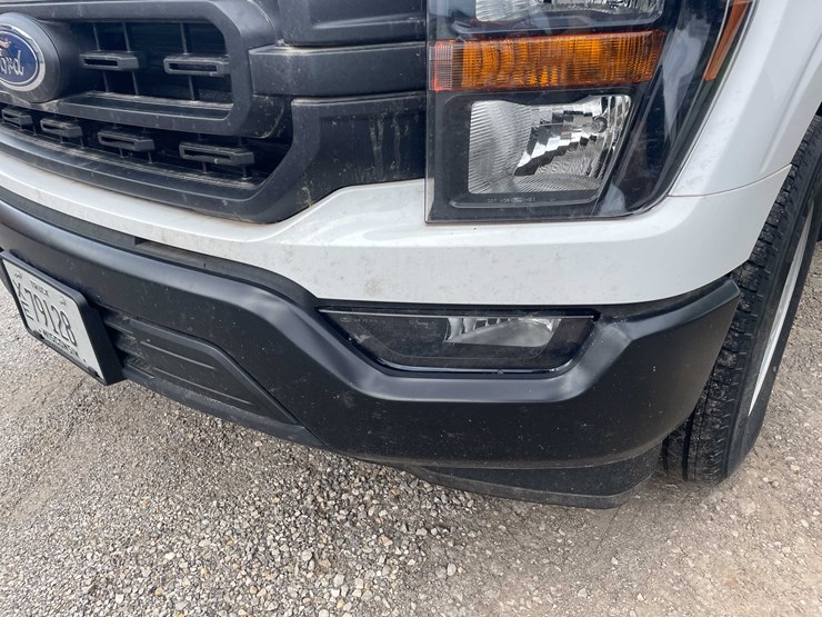 2023-ford-f150-xl-image-11