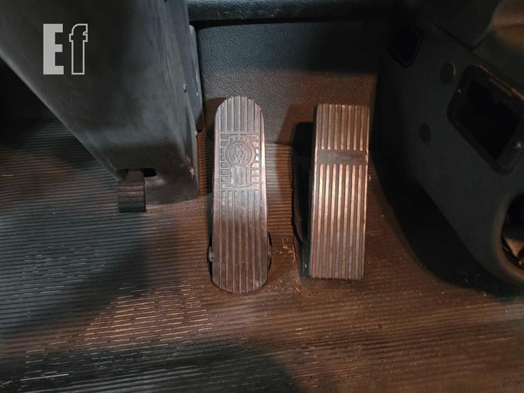2020-kenworth-t370-image-14