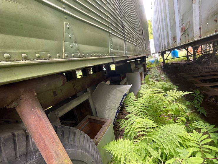 fruehauf-semi-image-30