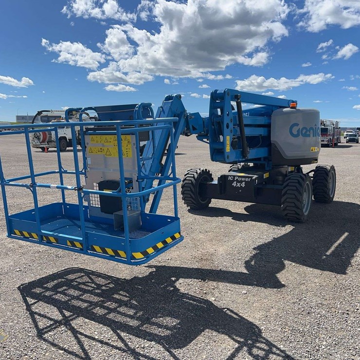 2025 GENIE Z45/25J