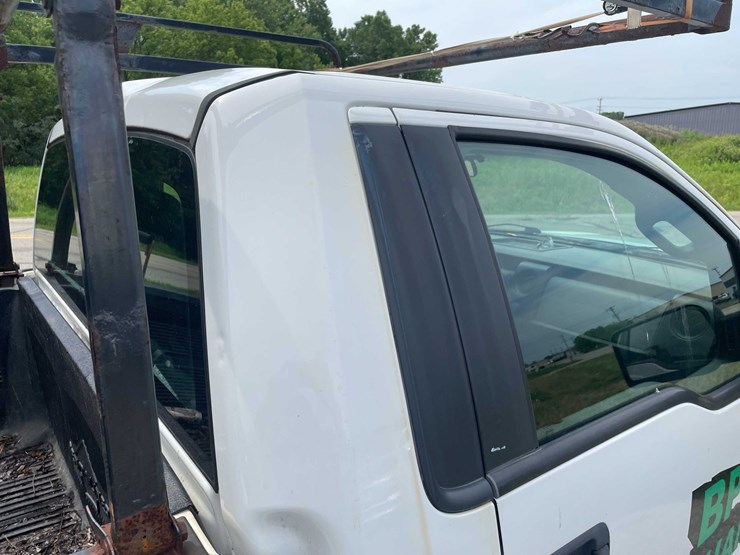 2014-ford-f150-xl-image-20