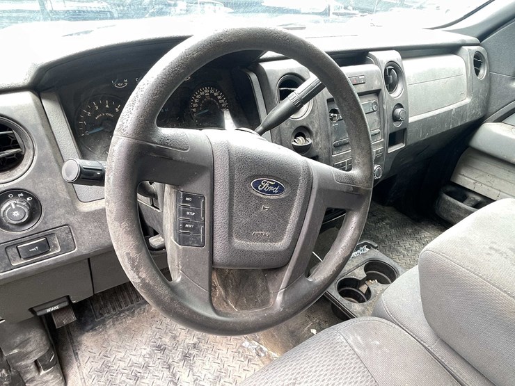 2014-ford-f150-xl-image-45