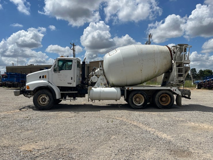 2007-sterling-l9500-image-8