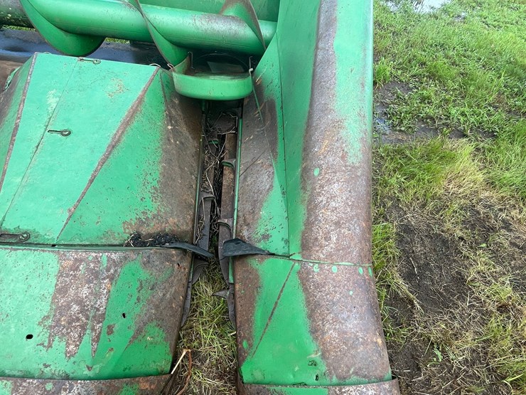 #1935-•-john-deere-(4)-row-corn-head-image-11