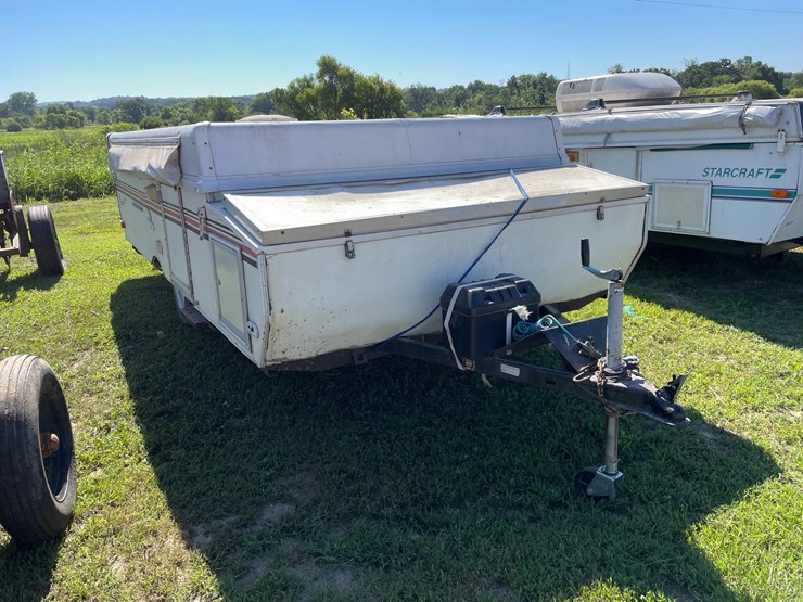 #2075-•-1995-prime-pop-up-camper-(no-title)-image-3