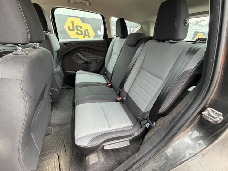 2017-ford-escape-image-21