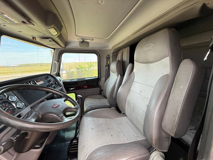 2015-national-800d-image-25