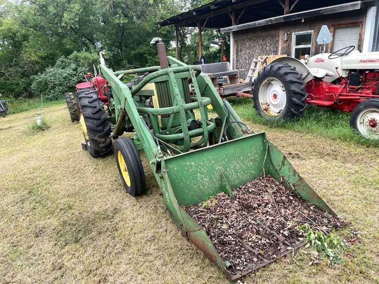 john-deere-420-image-3
