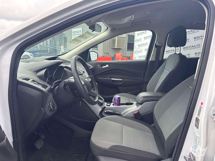 2014-ford-escape-image-7