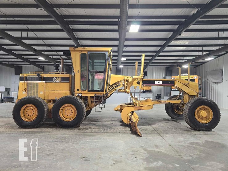 1998-caterpillar-163h-image-6