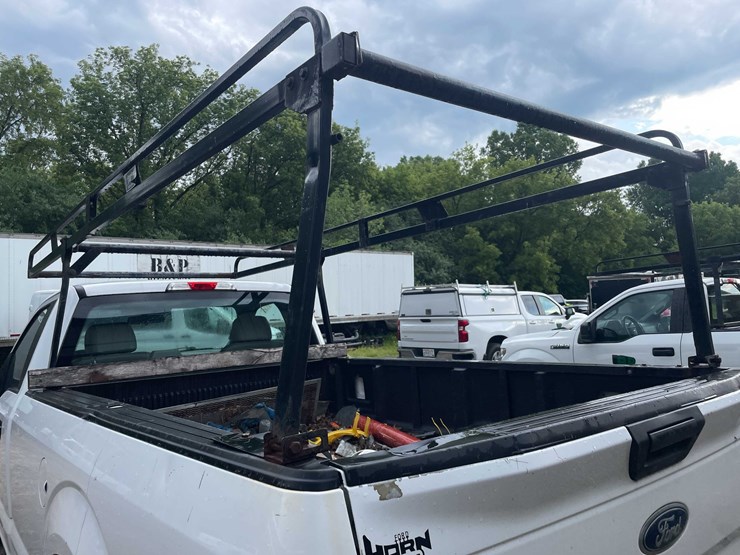 2017-ford-f150-xl-image-35