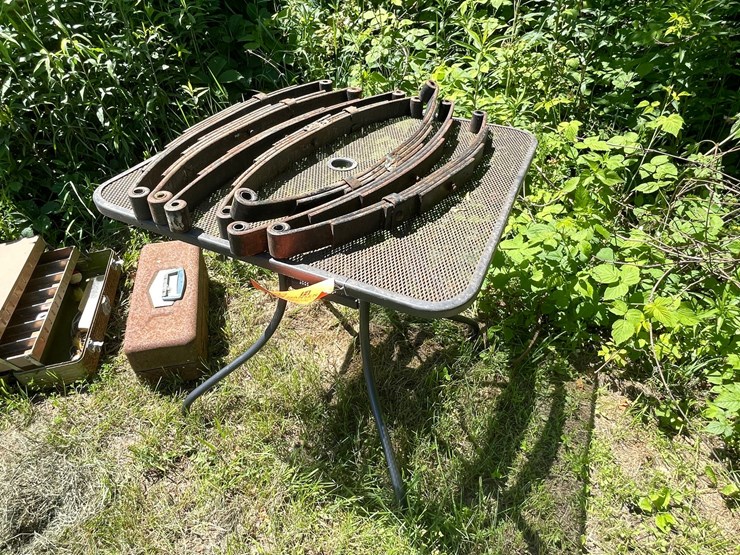 #3303-•-metal-table-and-(7)-trailer-springs-image-2
