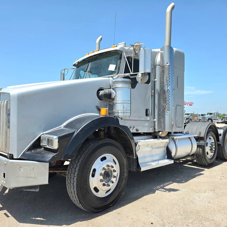 2012 KENWORTH T800