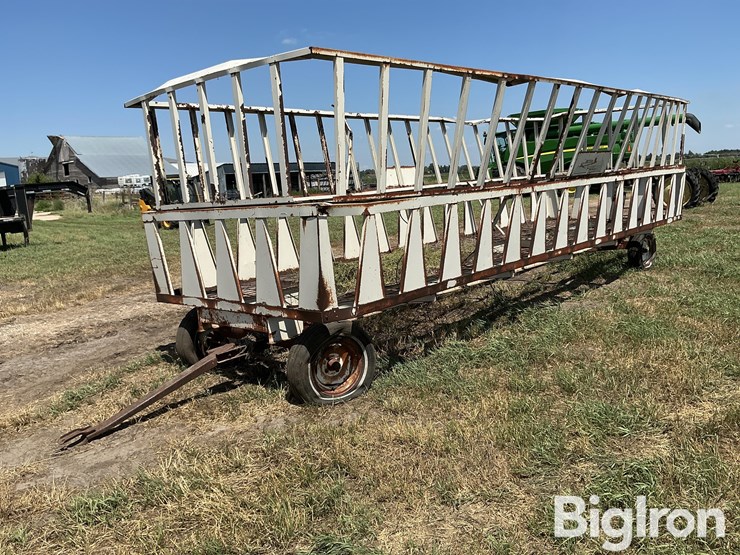 dakon-hay-feeder-wagon-image-1