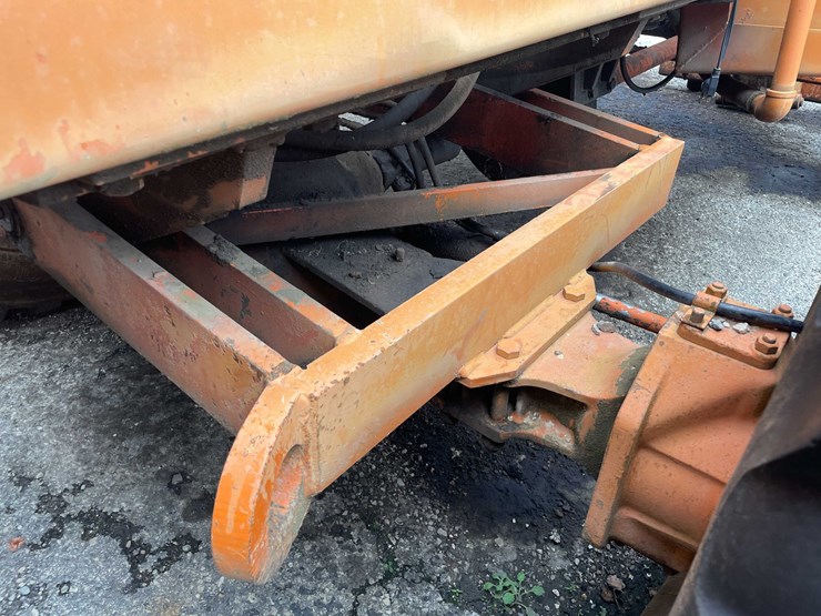 #1100-•-lull-highlander-ii-telehandler-image-31