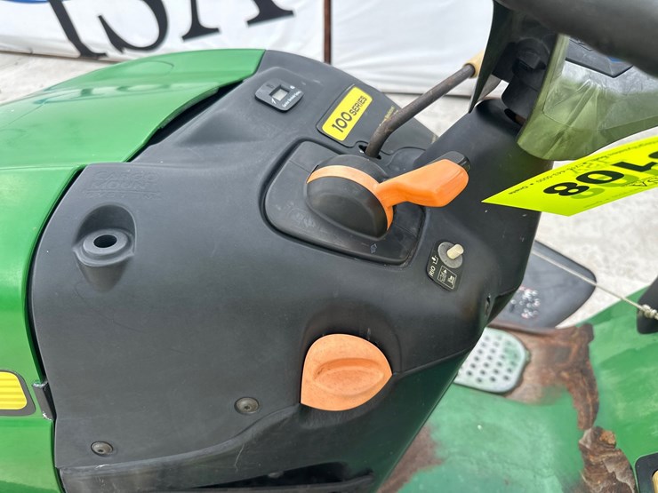 john-deere-la120-image-16