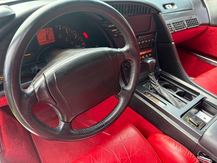 1992-chevrolet-corvette-image-37