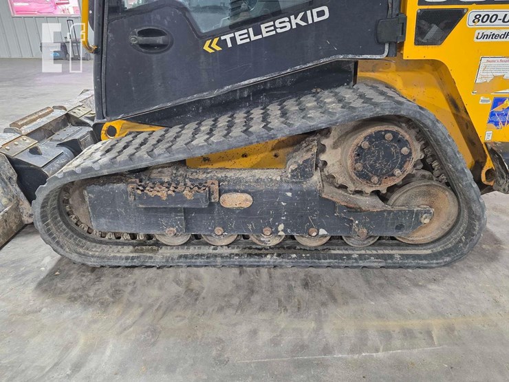 2020-jcb-3ts-8t-image-21