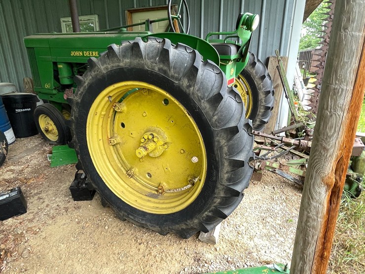 john-deere-60-image-28