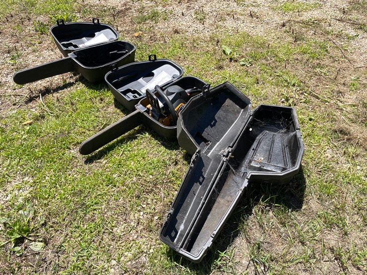 #3318-•-poulin-pro-classic-chain-saw-image-4