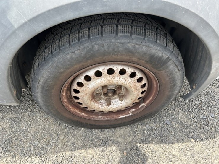 2010-ford-transit-connect-image-13