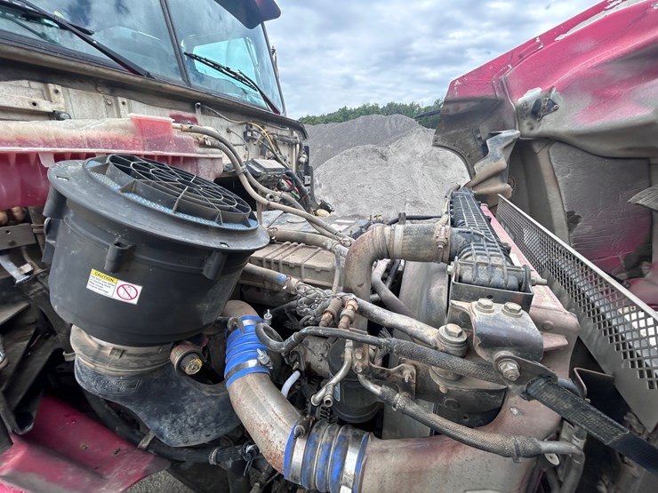 2016-western-star-4700-image-48