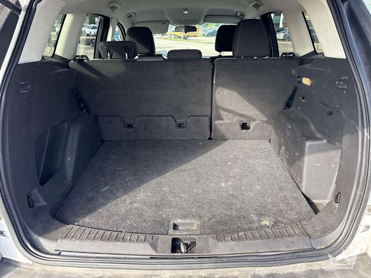 2014-ford-escape-image-19