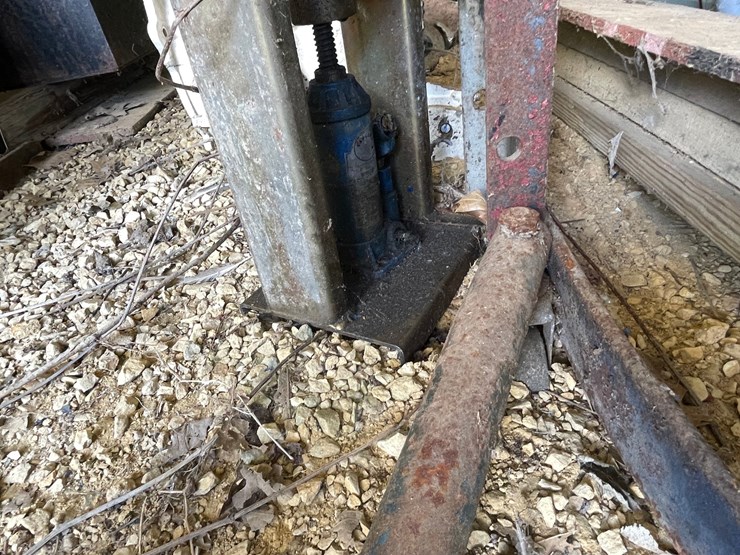 #3319-•-hydraulic-stand-on-wheels-image-11