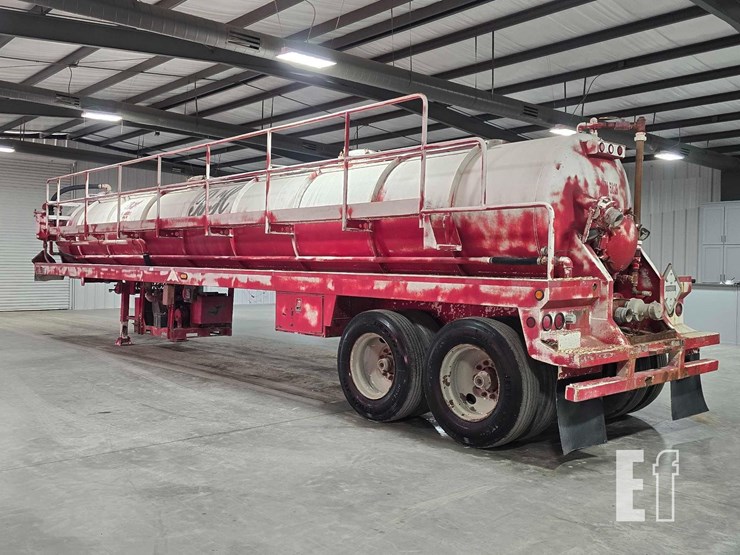 2009-troxell-tanker-image-4