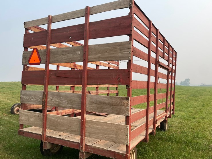 #2268-•-16'-hay-wagon-image-5